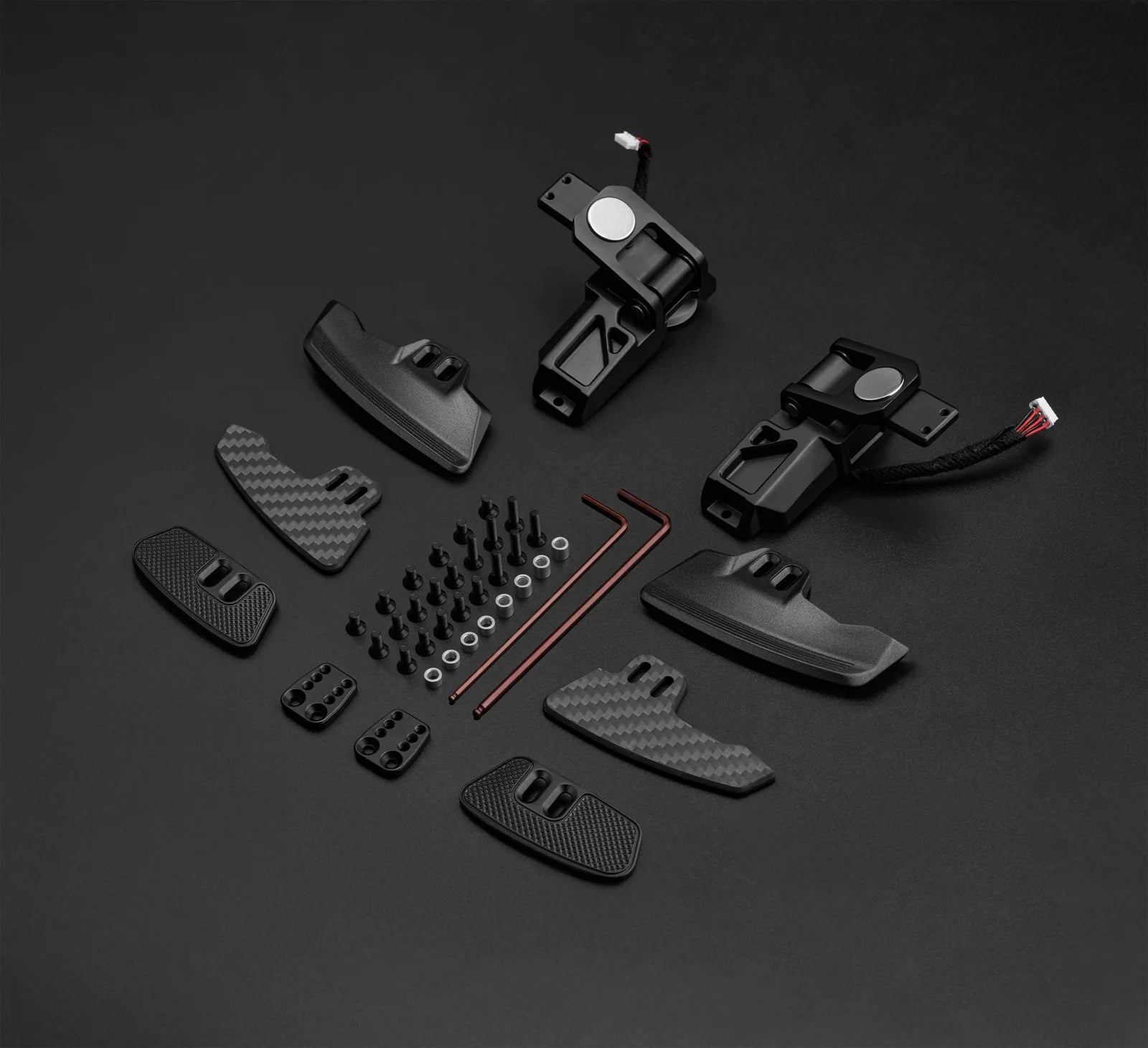 Simagic Single Paddle Shifter Module with adjustable settings and spacers for Neo X Hub and steering wheels, showcasing components and materials.