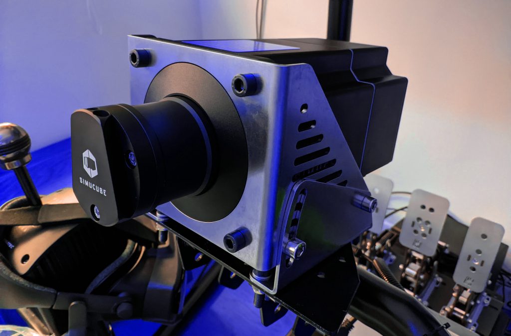 Unboxing and setup of the SIMUCUBE 2 Pro DD Wheelbase for sim racing review