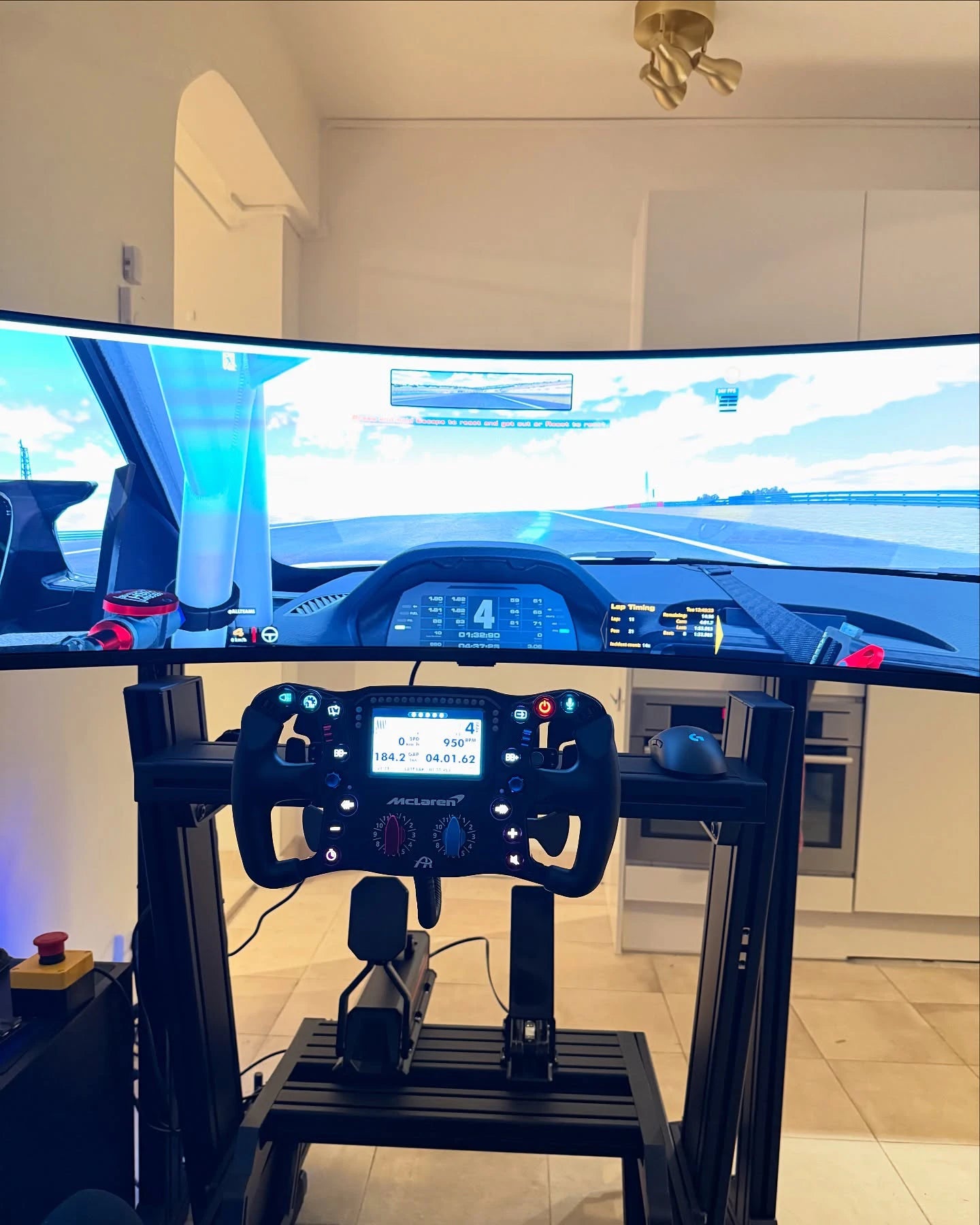 Erik_Start_full_sim_racing_rig_built_with_GPerformance_components_Simucube_2_Pro_+_Ascher_Racing_McLaren_Artura_Ultimate_+_Simcube_ActivePedal_Pro_+_Sim-Lab_P1X_Pro_GPerformance