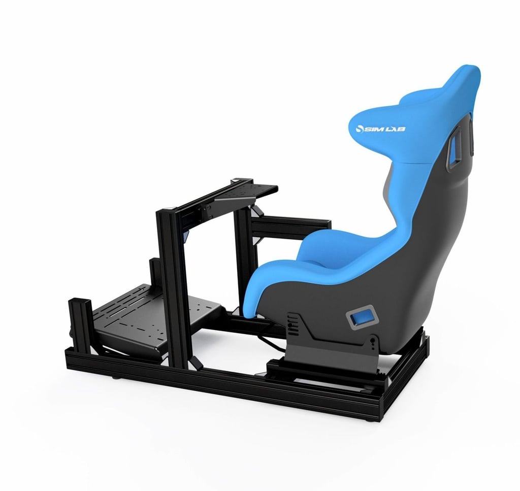 Sim-Lab GT1 Evo versenyszimulátor merev vázzal és állítható pedáltartóval fekete-kék dizájnban, tökéletes kezdőknek a teljesítmény növeléséhez.