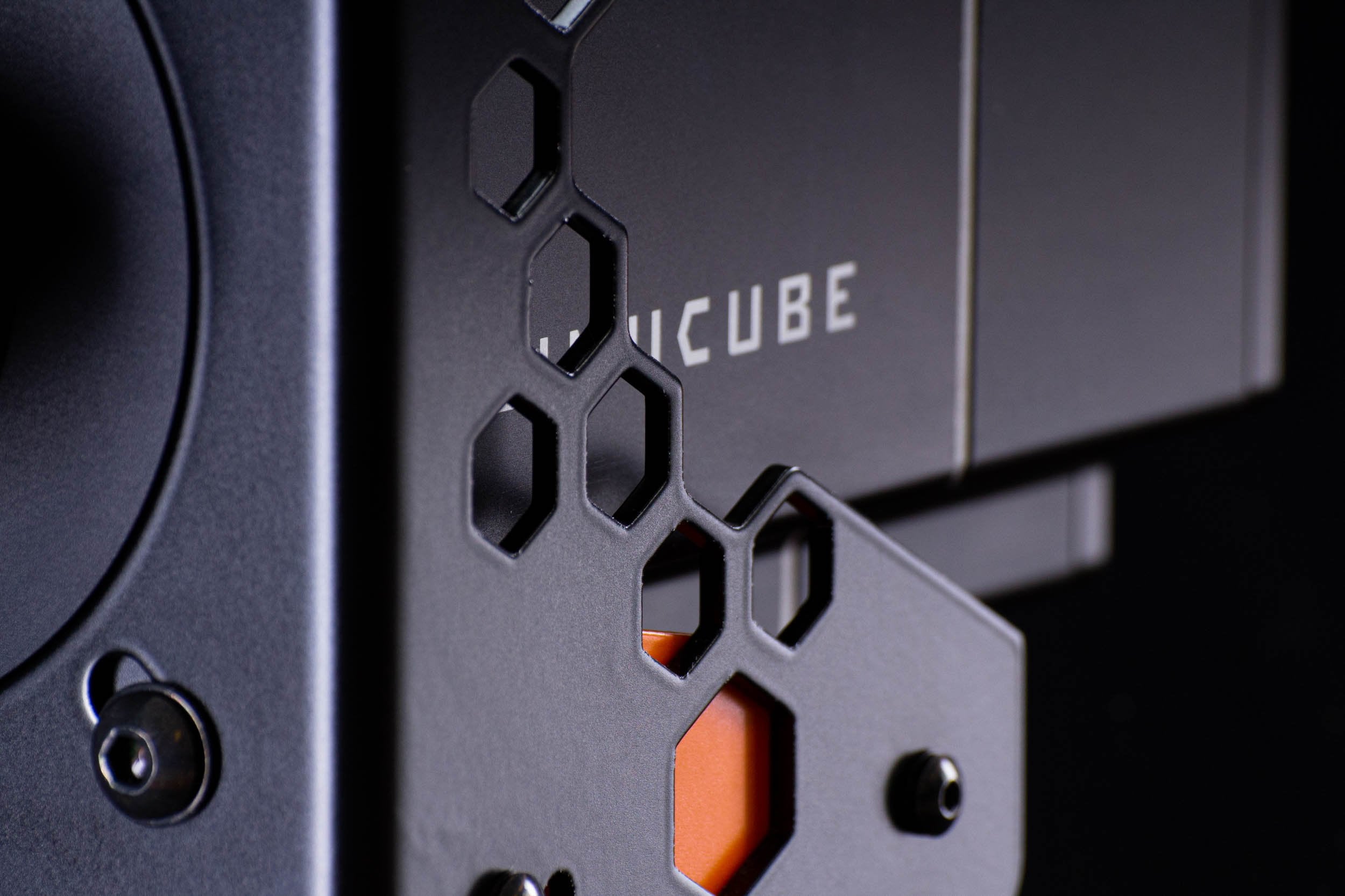 Simucube_Mount_Details2