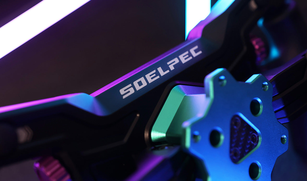 SOELPEC Spectra LT 6061 anodized aluminium structure with carbon fiber center plate and silicone grips