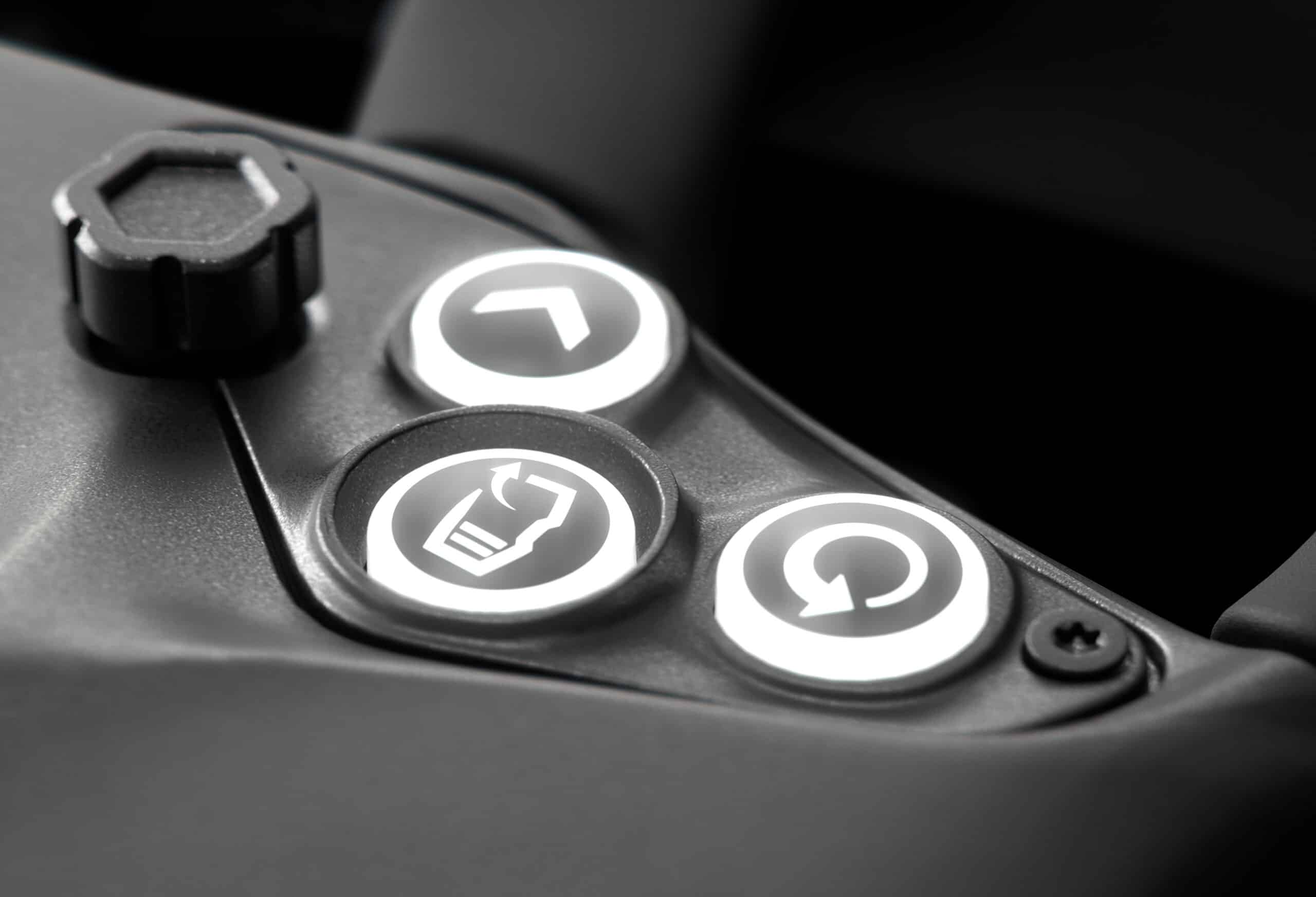 Simucube Savu Pro RGB backlit buttons with interchangeable caps