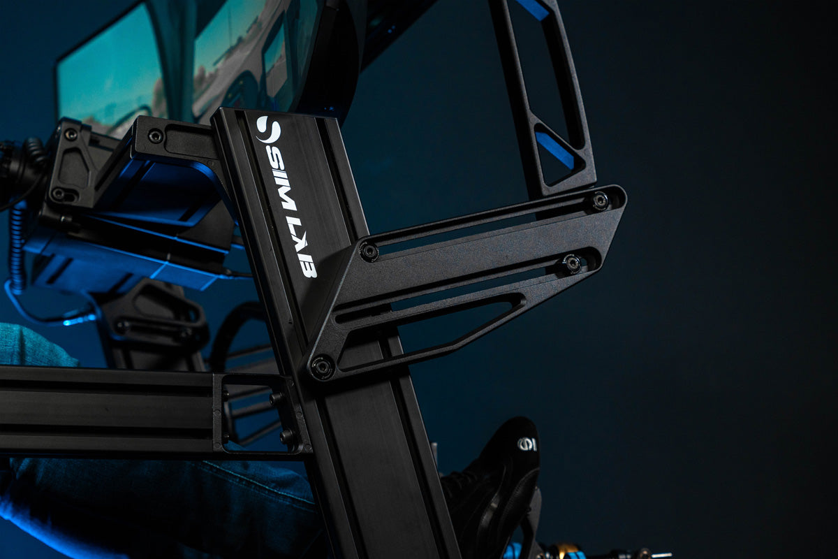 Sim-Lab P1X Pro - angled upright bolted to the side rail with a Sim-Lab sandwich plate